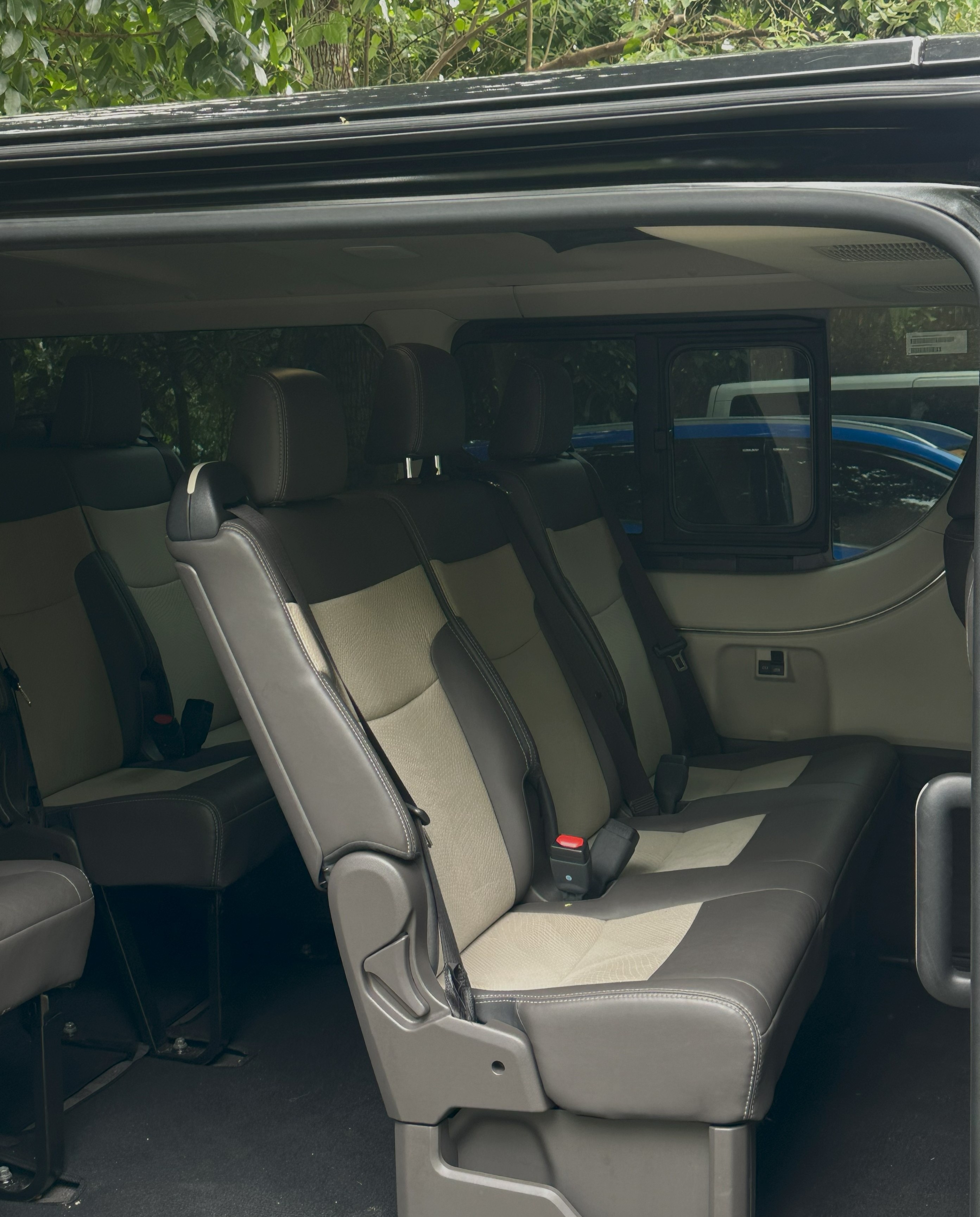 Toyota Grandia GL Interior