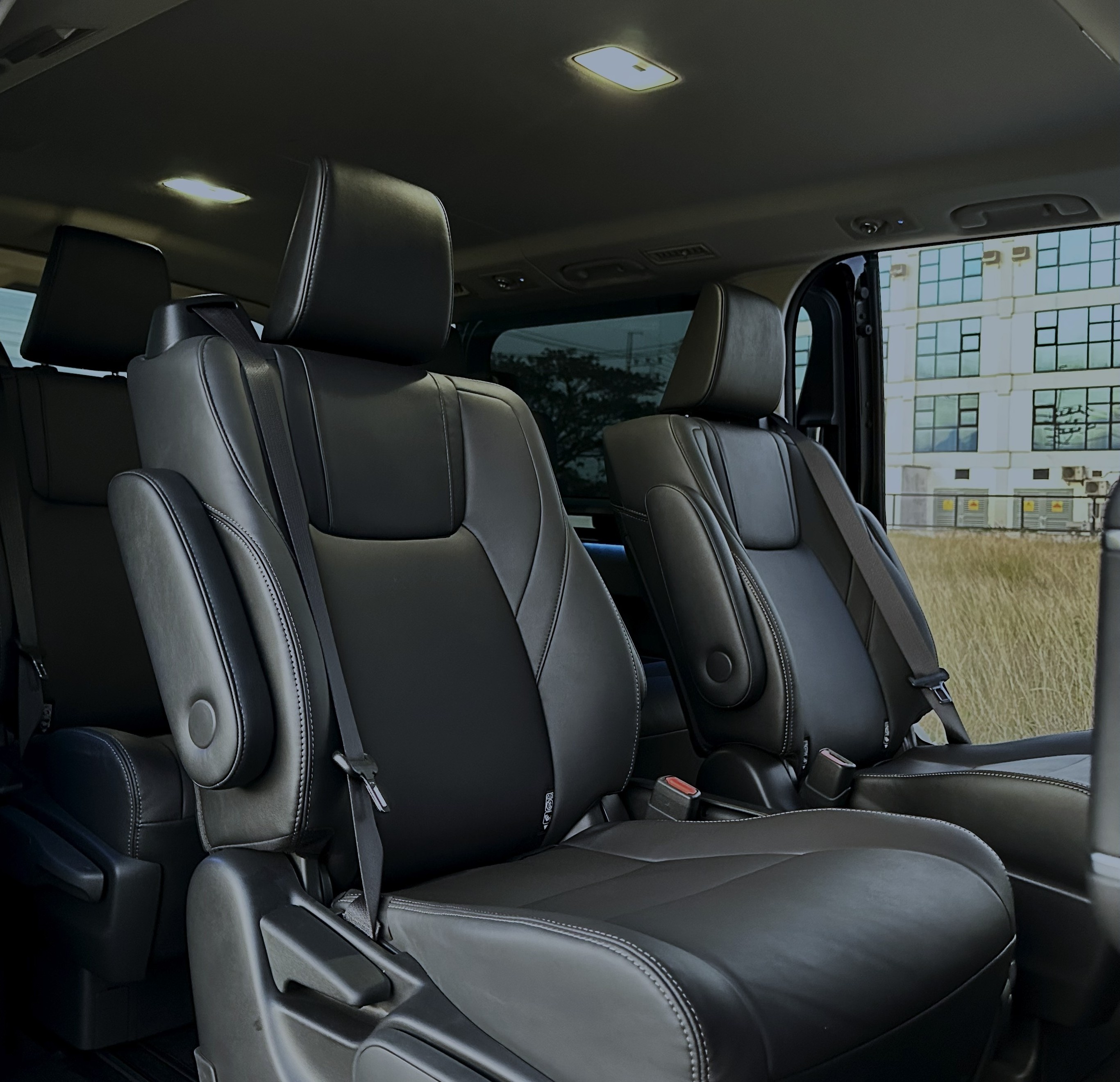 Toyota Super Grandia Seats